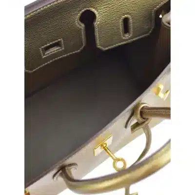 Hermès 2004 Birkin 25 Gold Chevre Gold Hardware