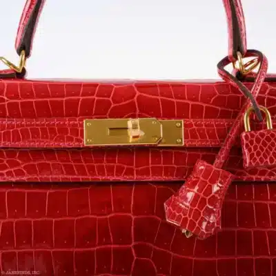 Hermès 2020 Kelly 32 Sellier Braise Matte Porosus Crocodile Gold Hardware