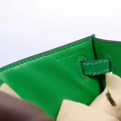 Hermès Kelly Pochette Cactus Emerald Shiny Alligator Mississippiensis Gold Hardware