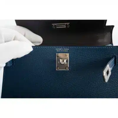 Hermès Mini Kelly 20 II Sellier Verso Blue Deep and Ebène Chèvre logo1